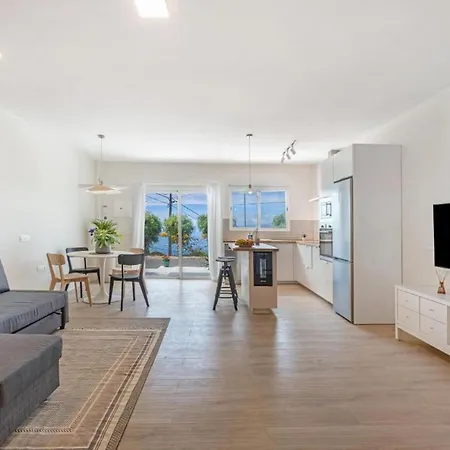 Loft The Pa By Paramount Holidays Адехе