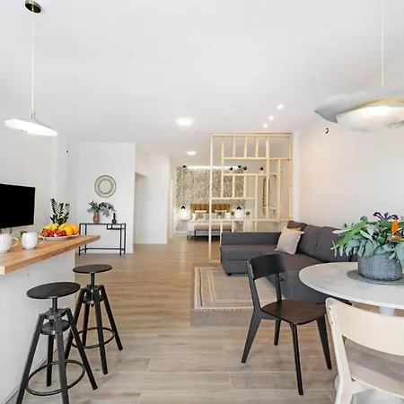 Loft The Pa By Paramount Holidays Адехе